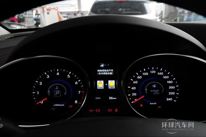 2013款 3.0L 6座舒適版