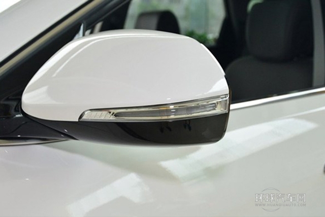 2013款 2.2T 7座旗艦版