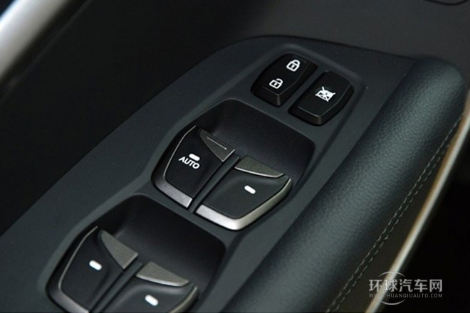 2013款 2.2T 6座旗艦版