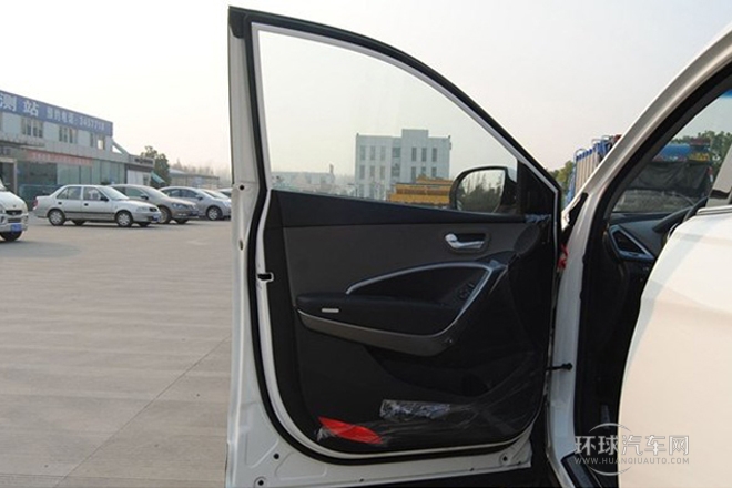 2013款 2.2T 7座舒適版