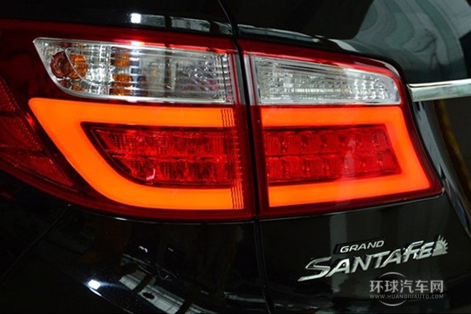 2013款 2.2T 6座舒適版