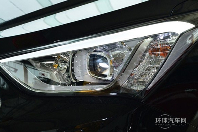 2013款 2.2T 6座舒適版