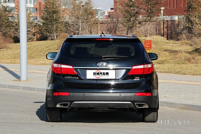 2013款 2.2T 6座舒適版