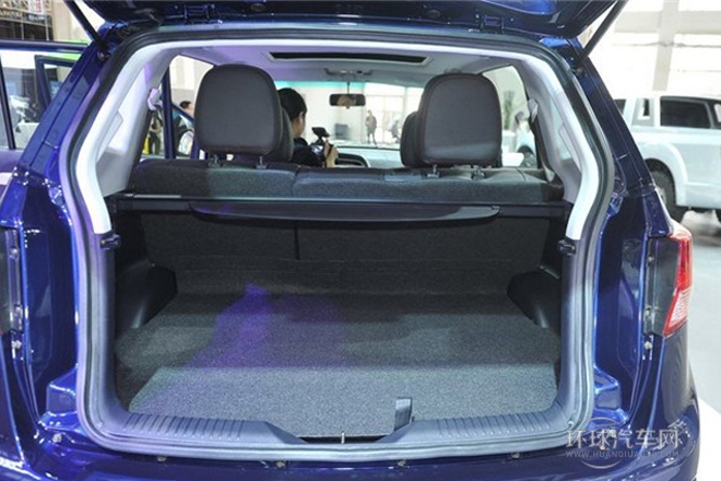 2014款 1.5T 自動兩驅豪華型