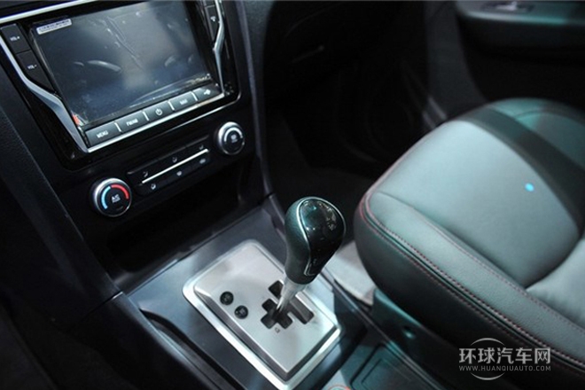 2014款 1.5T 自動兩驅豪華型