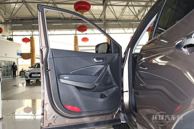 2013款 改款 3.0L 四驅尊享版 歐V