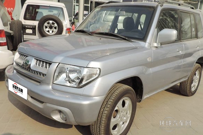 2013款 經典版 2.0L 兩驅標準型