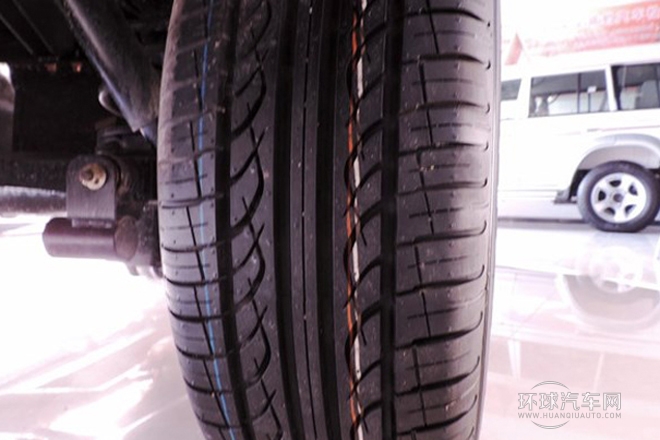 2013款 經典版 2.0L 四驅標準型