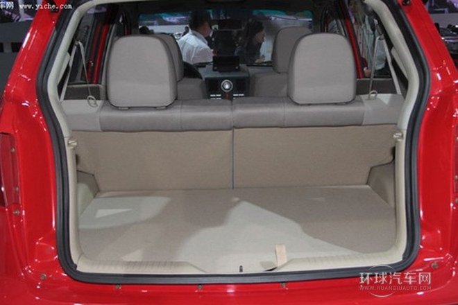 2013款 經典版 2.0L 四驅豪華型