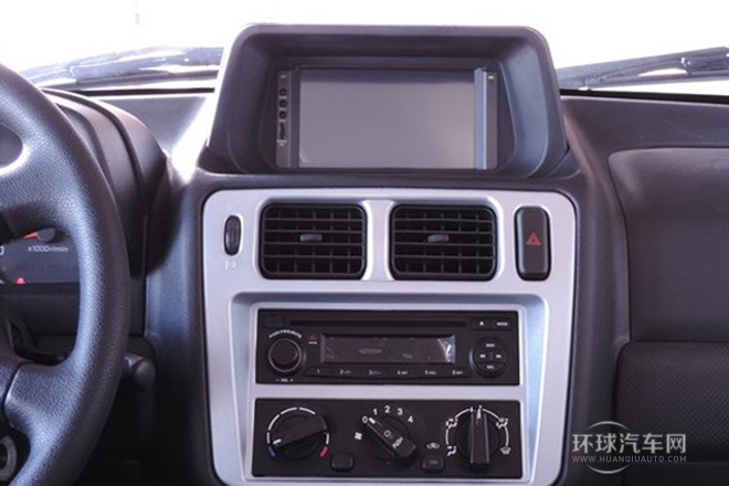 2013款 經(jīng)典版 2.0L 四驅(qū)豪華型