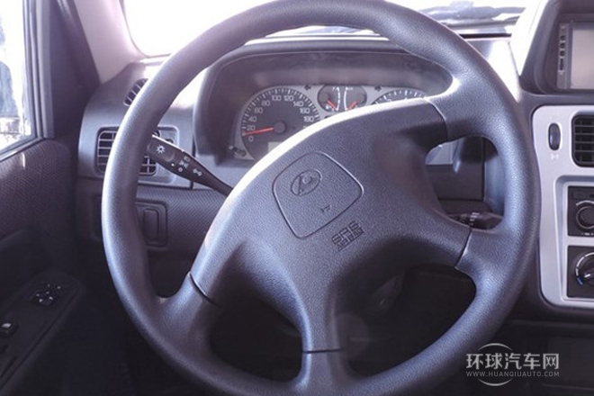 2013款 經典版 2.0L 四驅豪華型