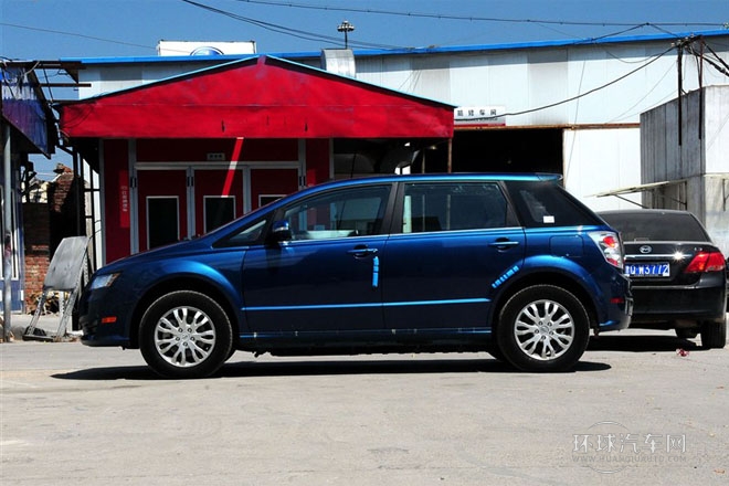 2014款 先行者豪華版