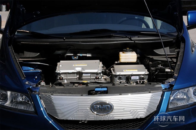 2014款 先行者豪華版