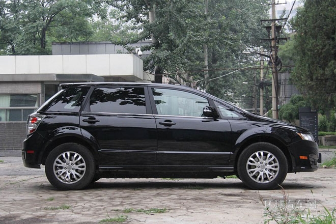 2014款 先行者尊貴版