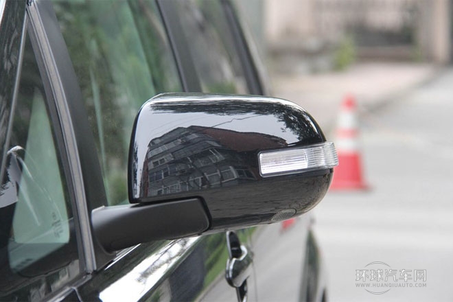 2014款 先行者尊貴版