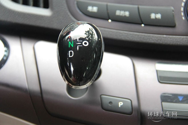 2014款 先行者尊貴版