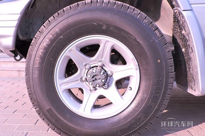 2013款 2.2L 手動兩驅標準型