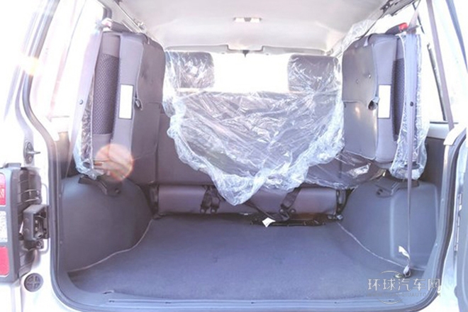 2013款 2.2L 手動兩驅(qū)標準型