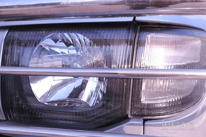 2013款 2.2L 手動兩驅標準型