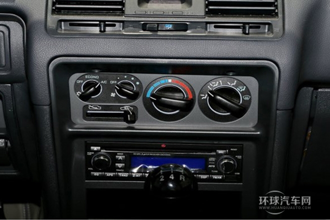 2013款 2.2L 手動四驅標準型