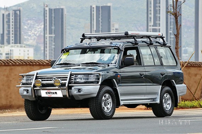 2013款 2.2L 手動四驅標準型