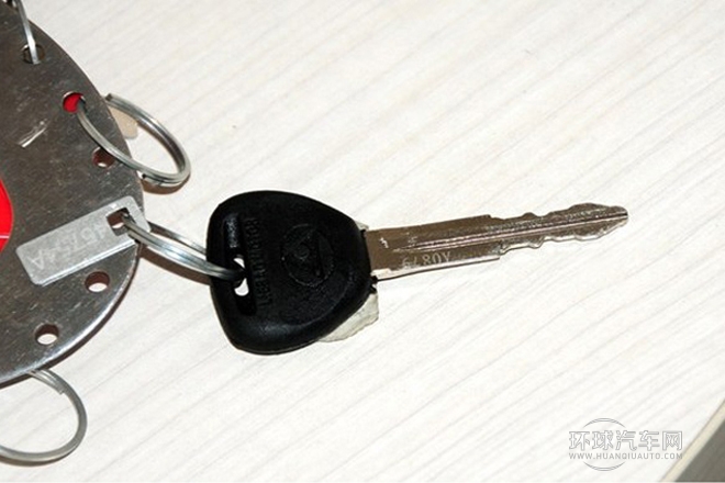 2009款 2.2L 手動兩驅