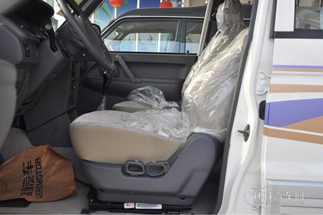 2009款 2.2L 手動兩驅