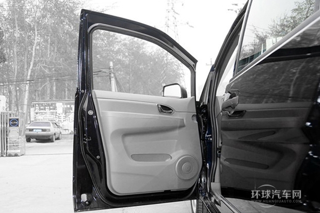 2013款 改款 1.5L 手動豪華型7座 國IV