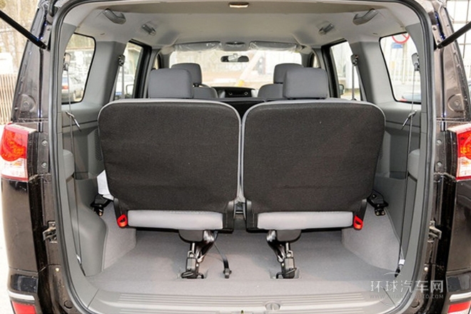 2013款 改款 1.5L 手動(dòng)豪華型7座 國(guó)IV