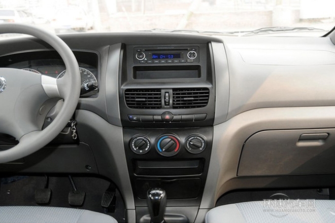 2013款 改款 1.5L 手動豪華型7座 國IV