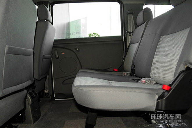 2013款 改款 1.5L 手動舒適型7座 國V