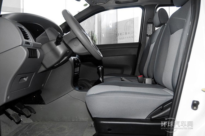 2013款 改款 1.5L 手動舒適型7座 國V