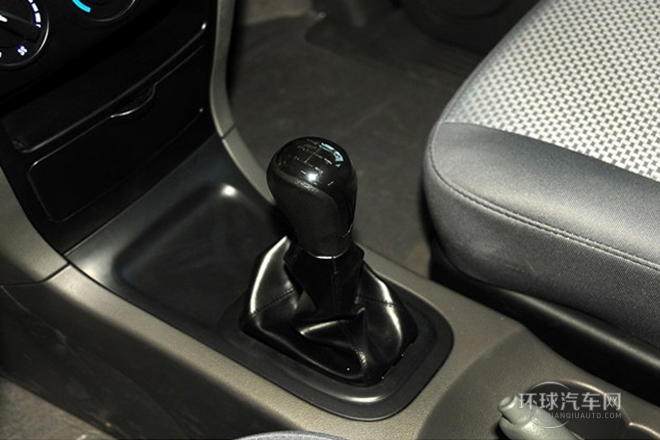 2013款 改款 1.5L 手動舒適型7座 國V