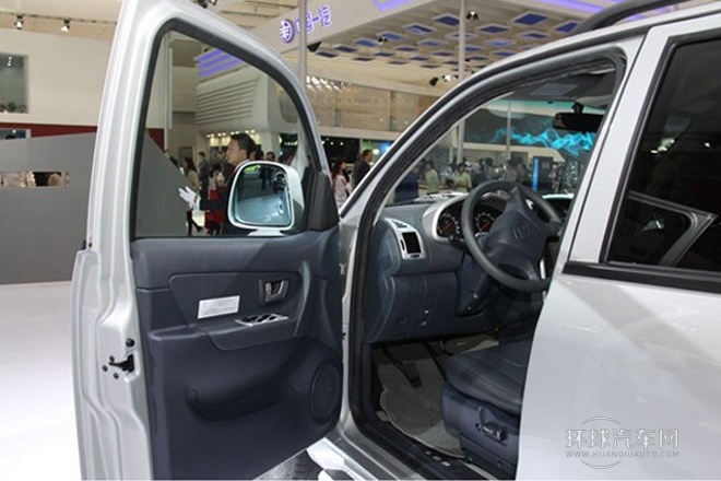 2014款 2.4L 四驅(qū)舒適型