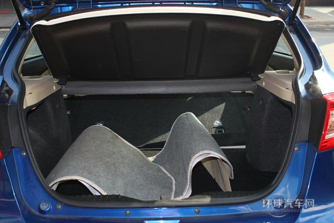 2013款 兩廂 1.6L 自動精英版