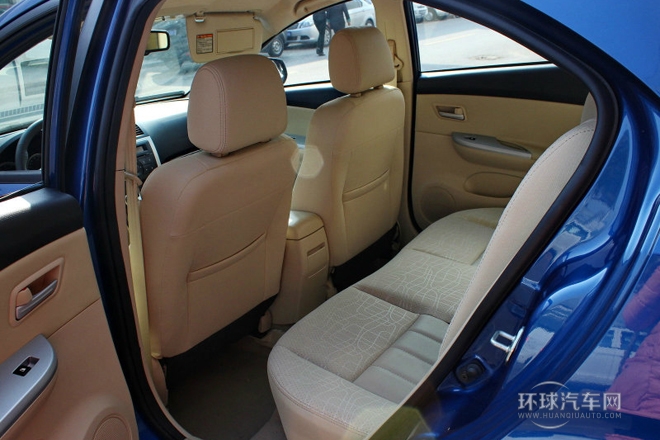 2013款 兩廂 1.6L 自動(dòng)精英版