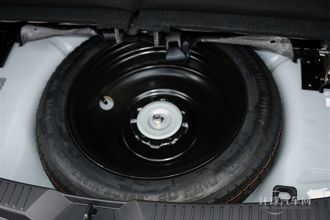 2013款 2.0L 手動舒適型