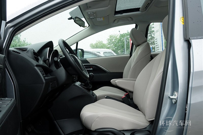 2013款 2.0L 手動舒適型