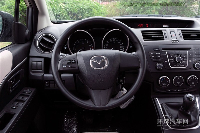 2013款 2.0L 手動舒適型