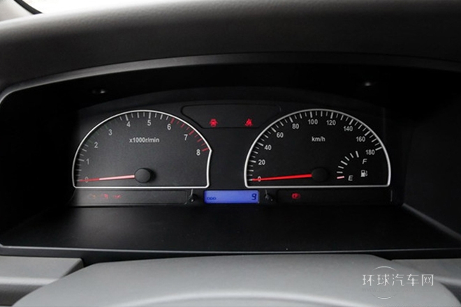 2013款 改款 1.5L 手動標準型5座 國IV