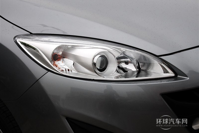 2013款 2.0L 手動舒適型