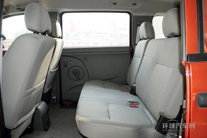 2013款 改款 1.5L 手動(dòng)標(biāo)準(zhǔn)型7座 國IV