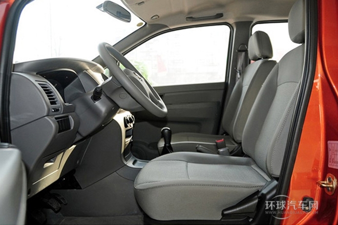 2013款 改款 1.5L 手動(dòng)標(biāo)準(zhǔn)型7座 國(guó)IV