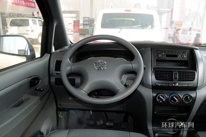 2013款 改款 1.5L 手動標準型7座 國IV