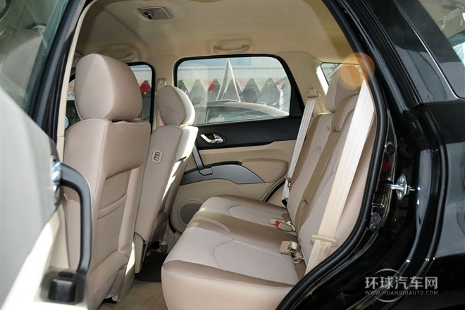 2013款 2.0L 自動都市精英型