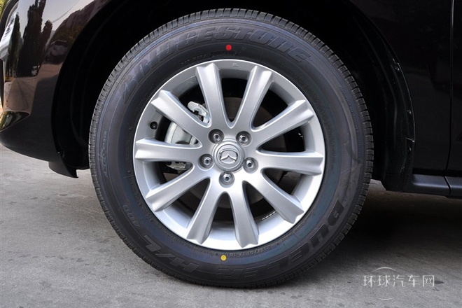 2011款 2.5L 豪華型