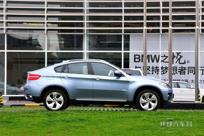 2010款 4.4T 混合動力版