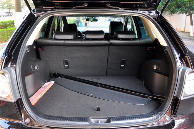 2011款 2.5L 豪華型