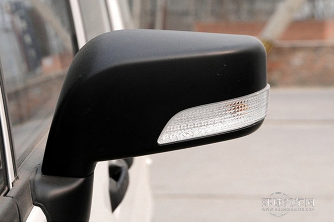 2013款 改款 1.5L 手動標準型5座 國V