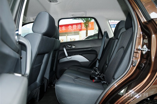 2013款 2.0L 手動都市精英型